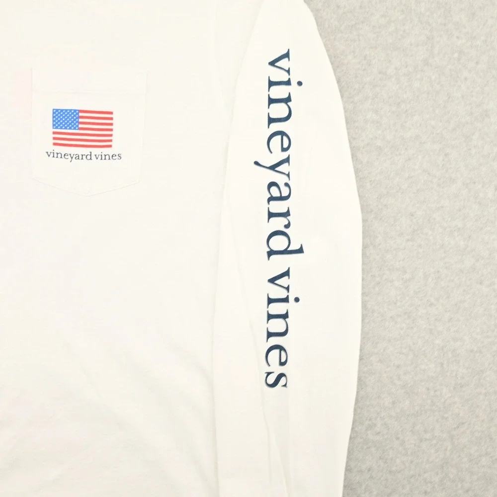 100% Cotton Vineyard Vines Mens L Space Whale Astronaut Long Sleeve Pocket Tee